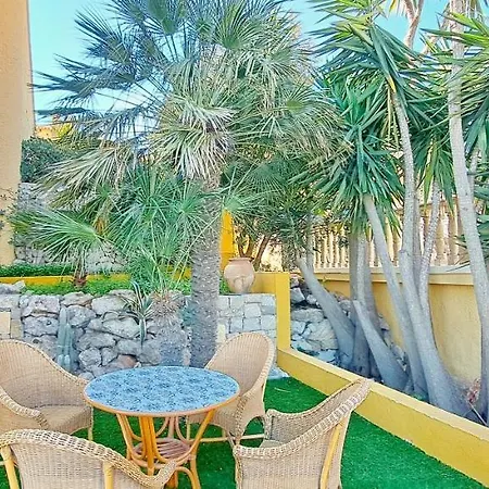 La Dolce Villa